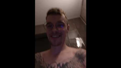 twofox @ bongacams on 20231107