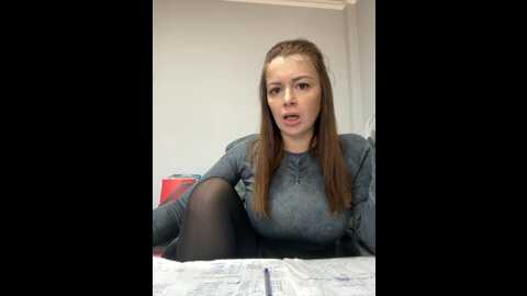 17alisa1717 @ bongacams on 20231108