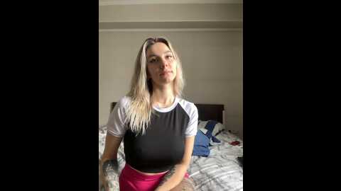 vik1one1 @ bongacams on 20231108