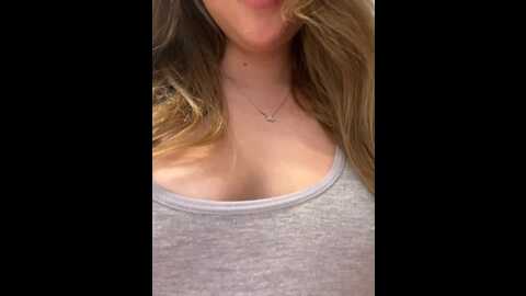 babyvik @ bongacams on 20231109