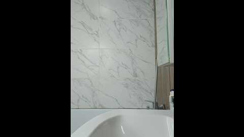 emmihot @ bongacams on 20231111