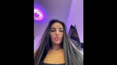 sweetkira25 @ bongacams on 20231111