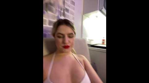 banana_peach @ bongacams on 20231114