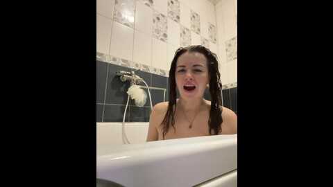 17alisa1717 @ bongacams on 20231116