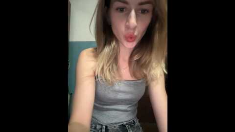 _molly_mae_ @ bongacams on 20231118