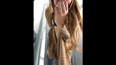 kirlove1 @ bongacams on 20231118