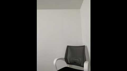 17alisa1717 @ bongacams on 20231122