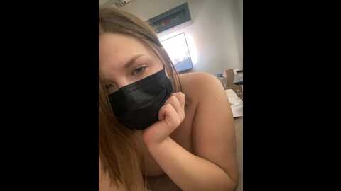 milaa1998 @ bongacams on 20231123