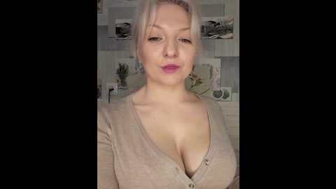 anesteishen @ bongacams on 20231124