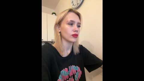angelll3 @ bongacams on 20231127