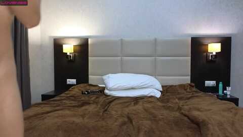 lisi4ka_basik @ bongacams on 20231128