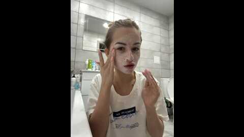 _molly_mae_ @ bongacams on 20231129