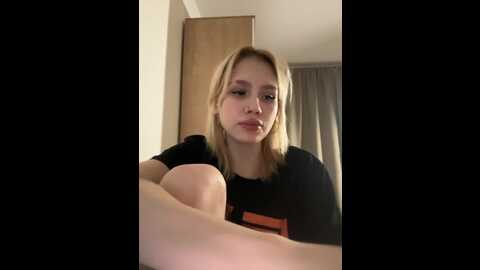 angelll3 @ bongacams on 20231130