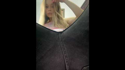 x_nastya_x @ bongacams on 20231202