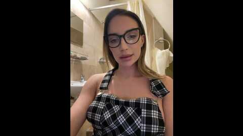 amarulla @ bongacams on 20231204