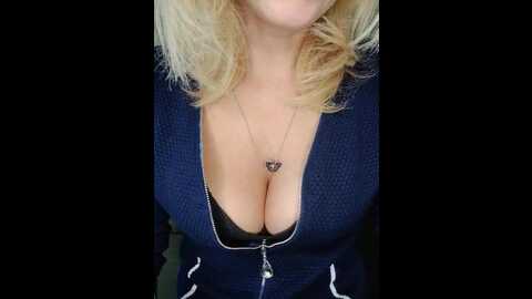 famouswomen @ bongacams on 20231205