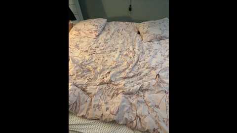 milaa1998 @ bongacams on 20231205