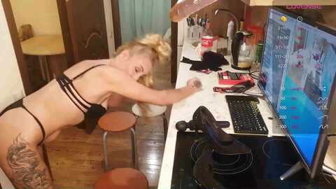 cumsquirtreal @ bongacams on 20231209