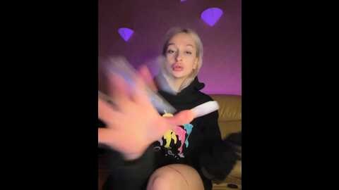 carolinareaper @ bongacams on 20231213