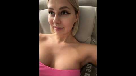inessaxxx @ bongacams on 20231214