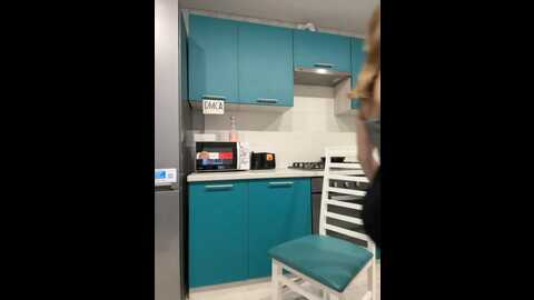 _molly_mae_ @ bongacams on 20231218