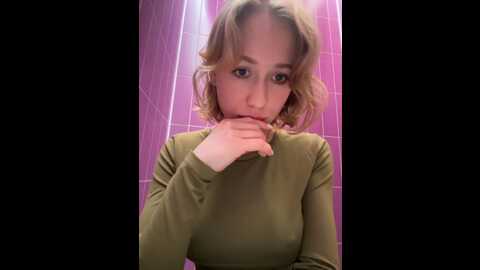 likachkaa @ bongacams on 20231218