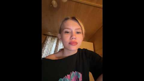 angelll3 @ bongacams on 20231219