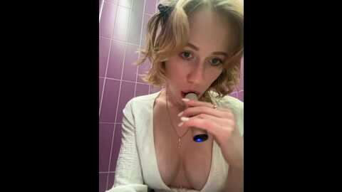 likachkaa @ bongacams on 20231219