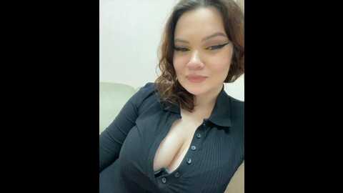 athena333 @ bongacams on 20231221