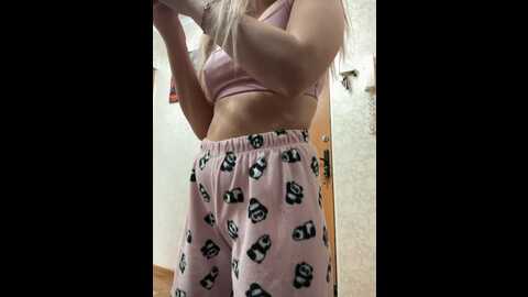 babymur @ bongacams on 20231225