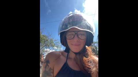 goooddayy @ bongacams on 20231225