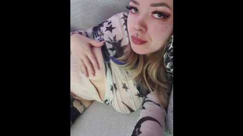 pink_fluffy @ bongacams on 20231225