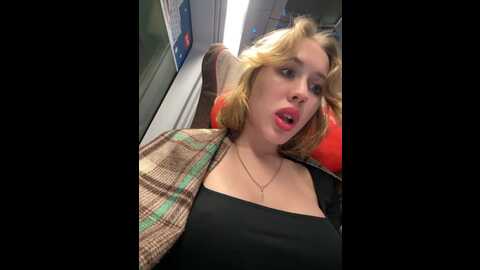 likachkaa @ bongacams on 20231230