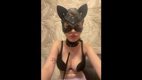kriskairiska18 @ bongacams on 20240102