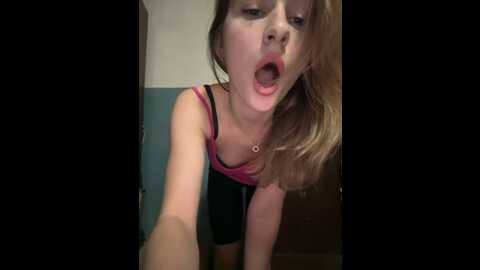 _molly_mae_ @ bongacams on 20240103