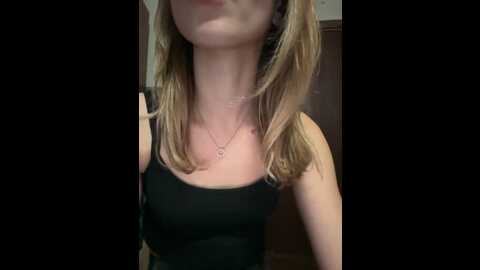 _molly_mae_ @ bongacams on 20240106