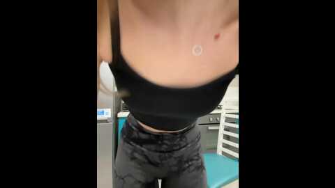 _molly_mae_ @ bongacams on 20240110