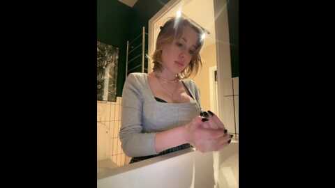 likachkaa @ bongacams on 20240110