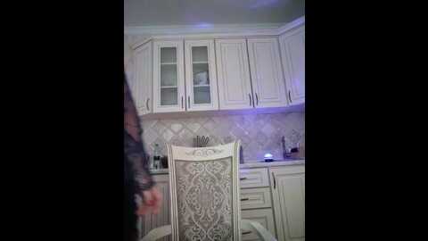 lustful_mom