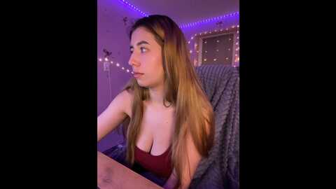 mialiahot @ bongacams on 20240110