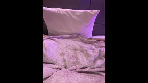 honeycouple @ bongacams on 20240114