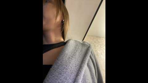 hothoneybabe @ bongacams on 20240114