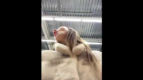 hothoneybabe @ bongacams on 20240117