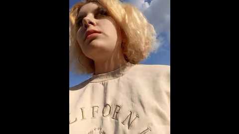 marie_outdoor @ bongacams on 20240917