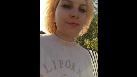 marie_outdoor @ bongacams on 20240920