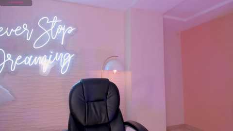 amywalker @ bongacams on 20240928