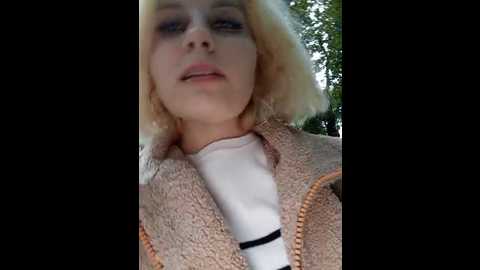 marie_outdoor @ bongacams on 20241001