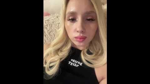 crystal1_1 @ bongacams on 20241002