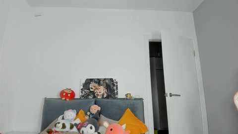 dolly_ll @ bongacams on 20241004