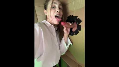 adelaida1001 @ bongacams on 20241008
